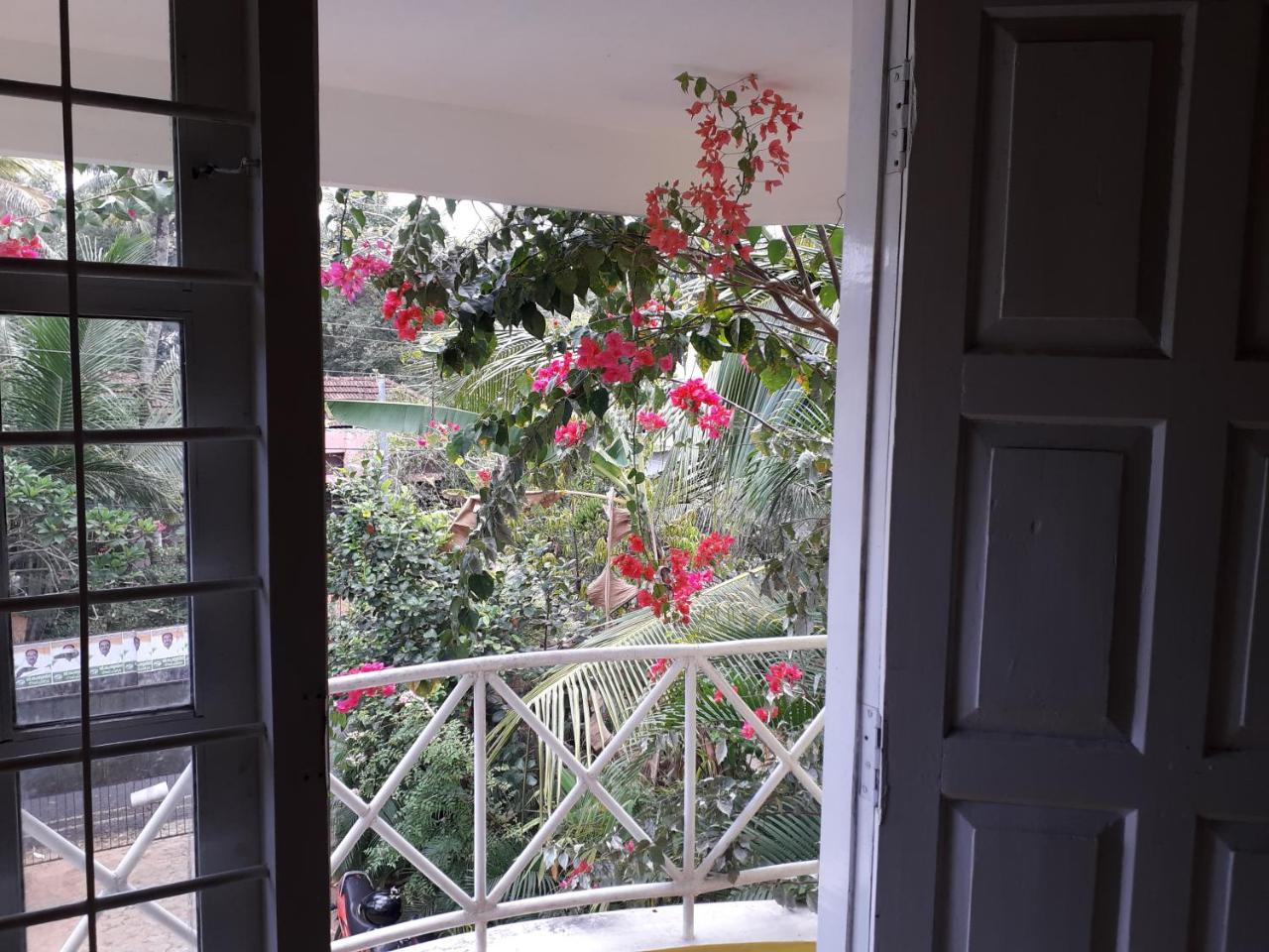 Vivaresidence Homestay Alappuzha 외부 사진